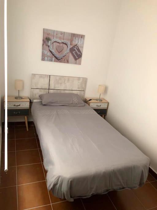 Bonito Apartamento En Calle San Carlos Madrid Exterior photo